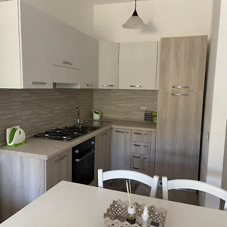 Delia's House Apartamento Drapia